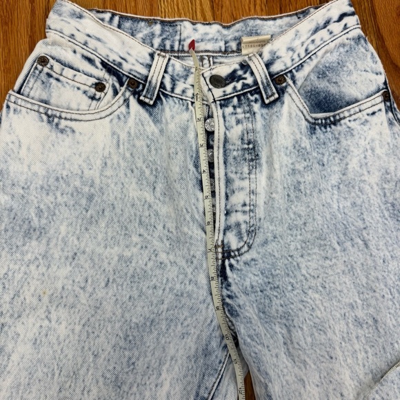 Vintage 1988 Levi’s 501 Buttonfly Acid Wash Distressed Women’s Jeans - Picture 3 of 16